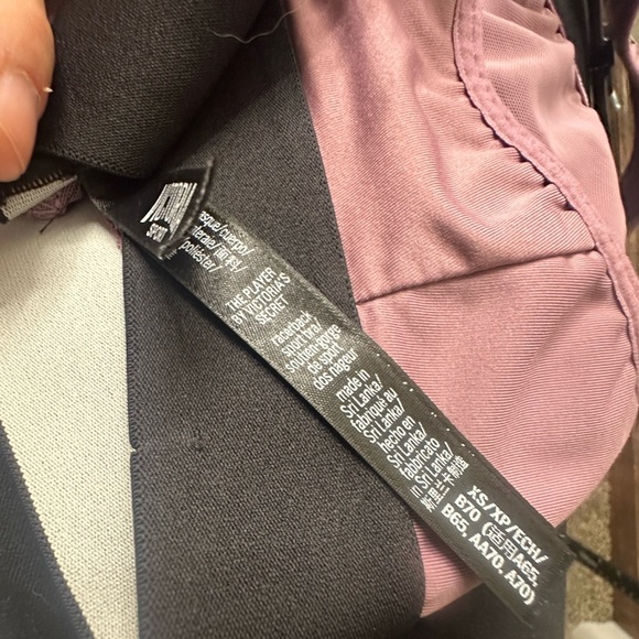 Victoria Sport Victoria secret sports bra XS - Picture 4 of 4